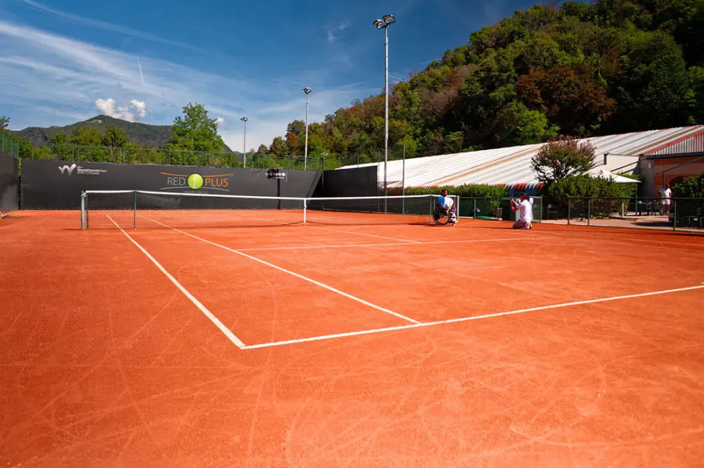 red-plus-red-clay12